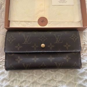 Authentic Louis Vuitton Wallet
